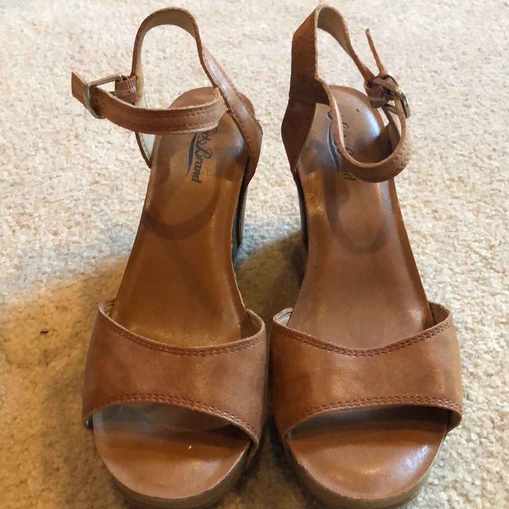 Lucky Brand Spring wedge BARELY WORN!